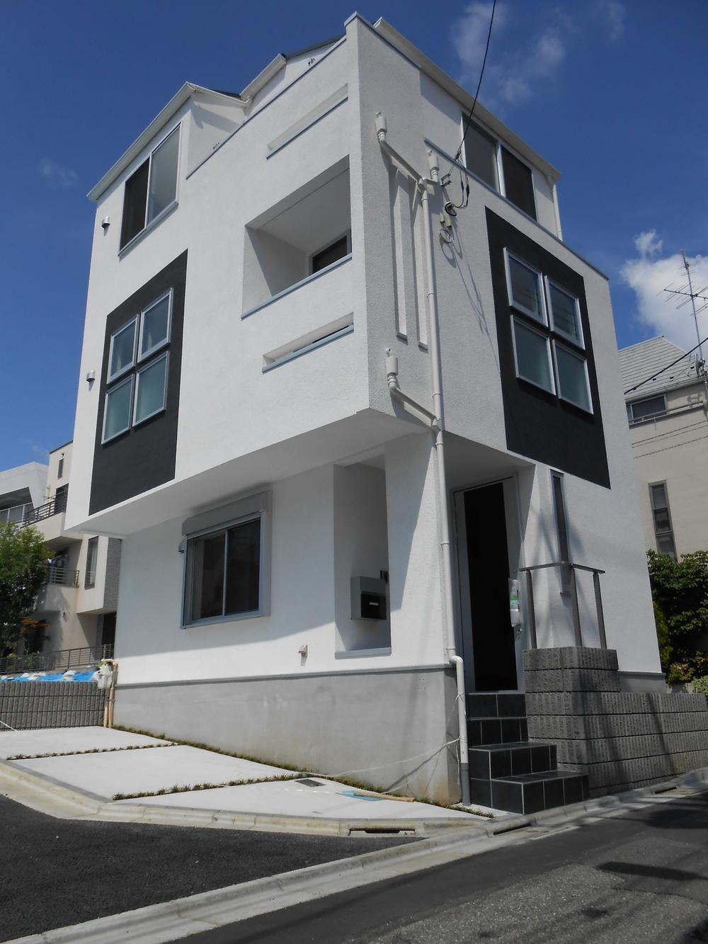 Local appearance photo. Local (May 2013) Shooting