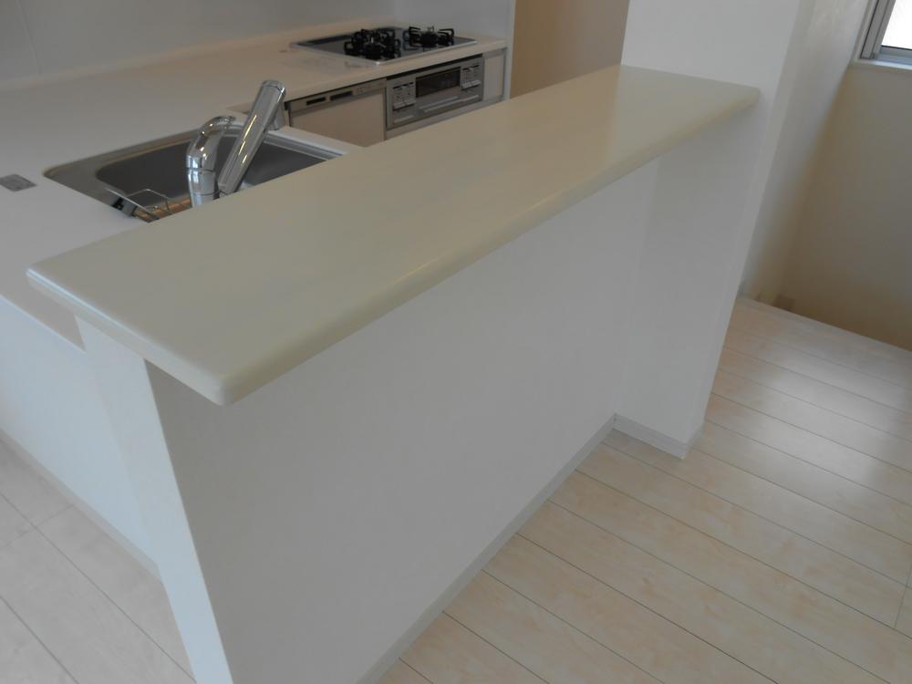 Kitchen. Artificial marble counter (May 2013) Shooting