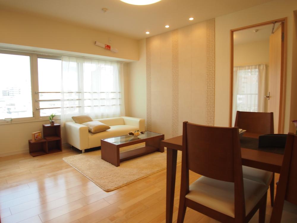 Living. Indoor (11 May 2013) Shooting