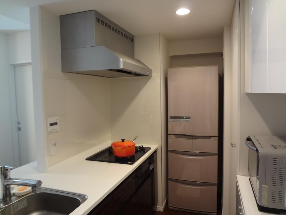 Kitchen. Indoor (April 2013) Shooting