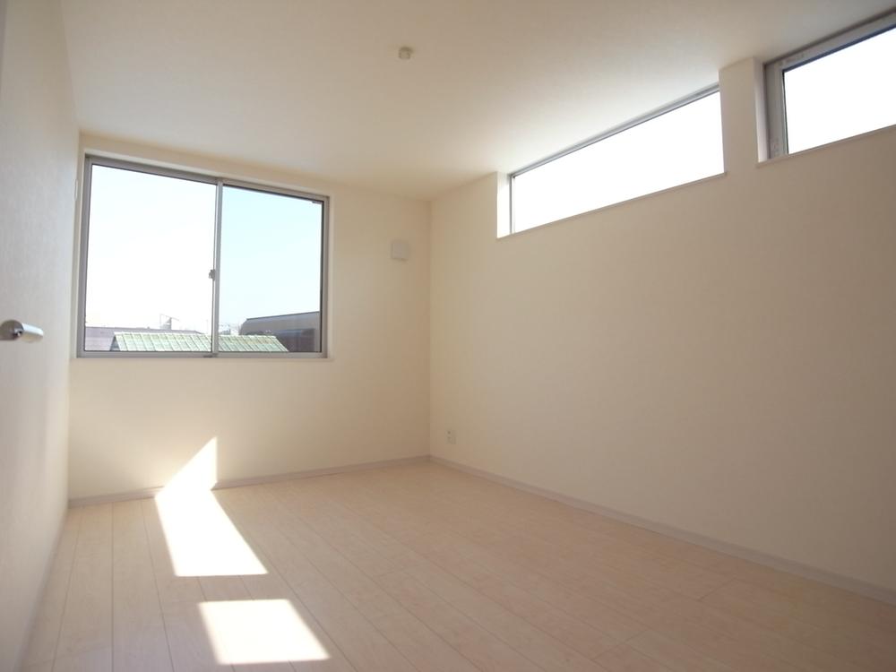 Non-living room. You sunlight enters well