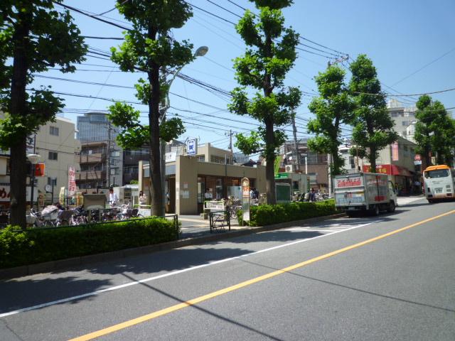 station. Mita 480m to "Hakusan"