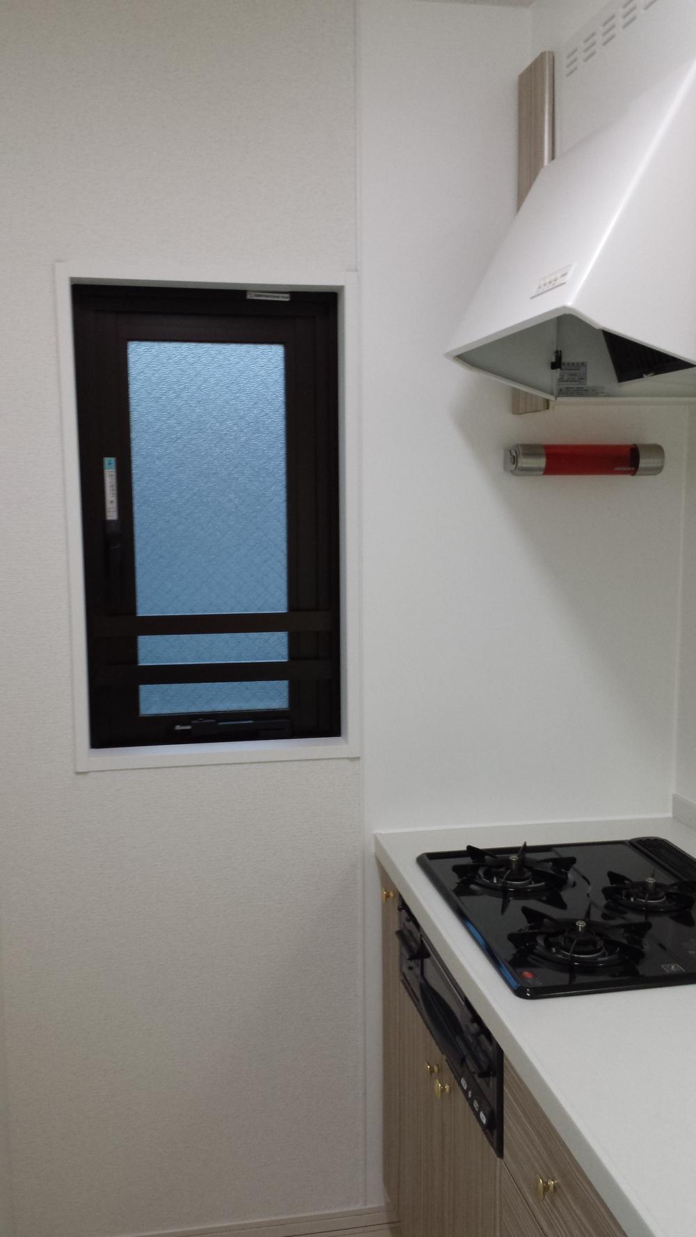 Kitchen. Indoor (10 May 2013) Shooting