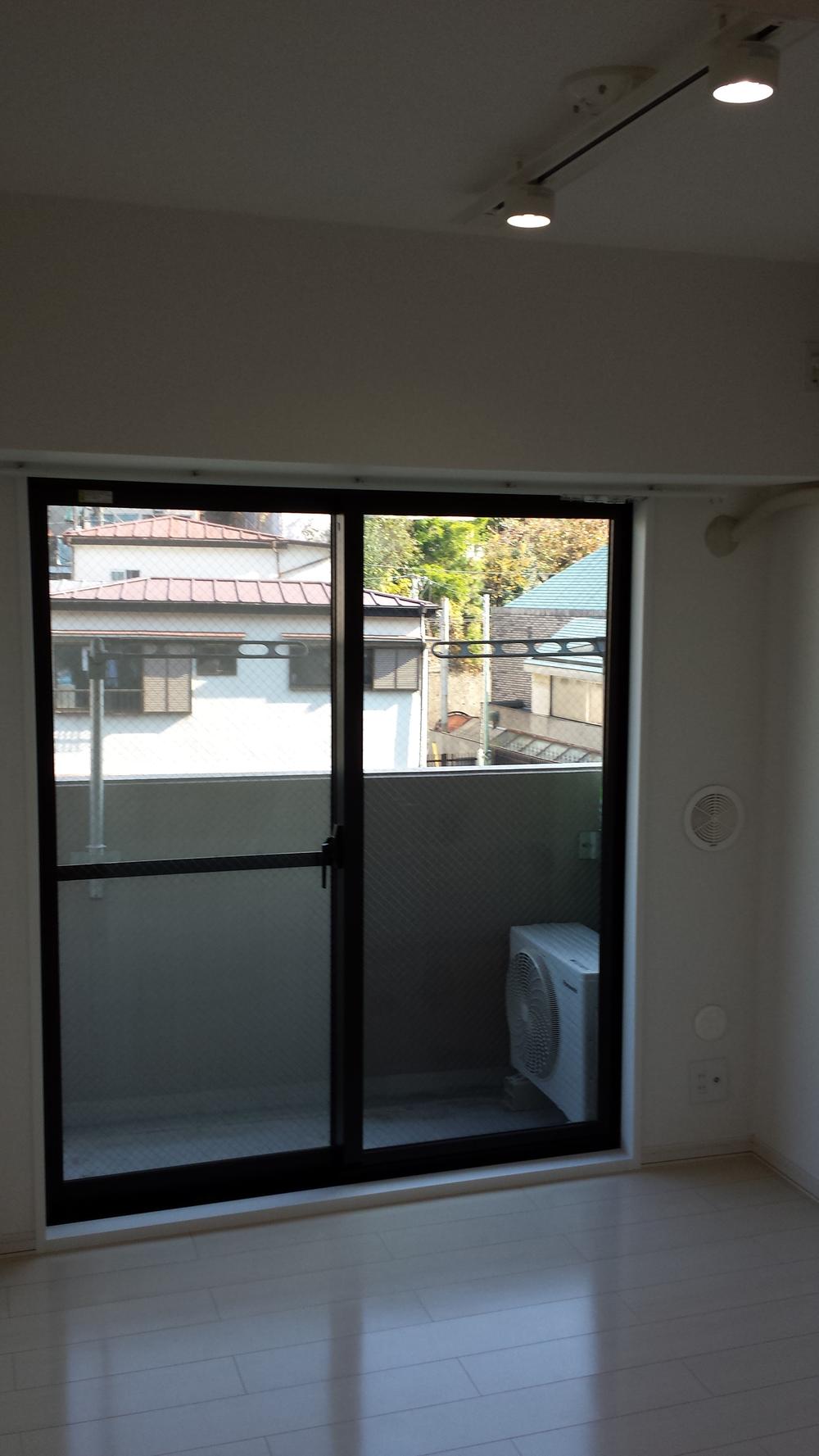 Living. Indoor (10 May 2013) Shooting