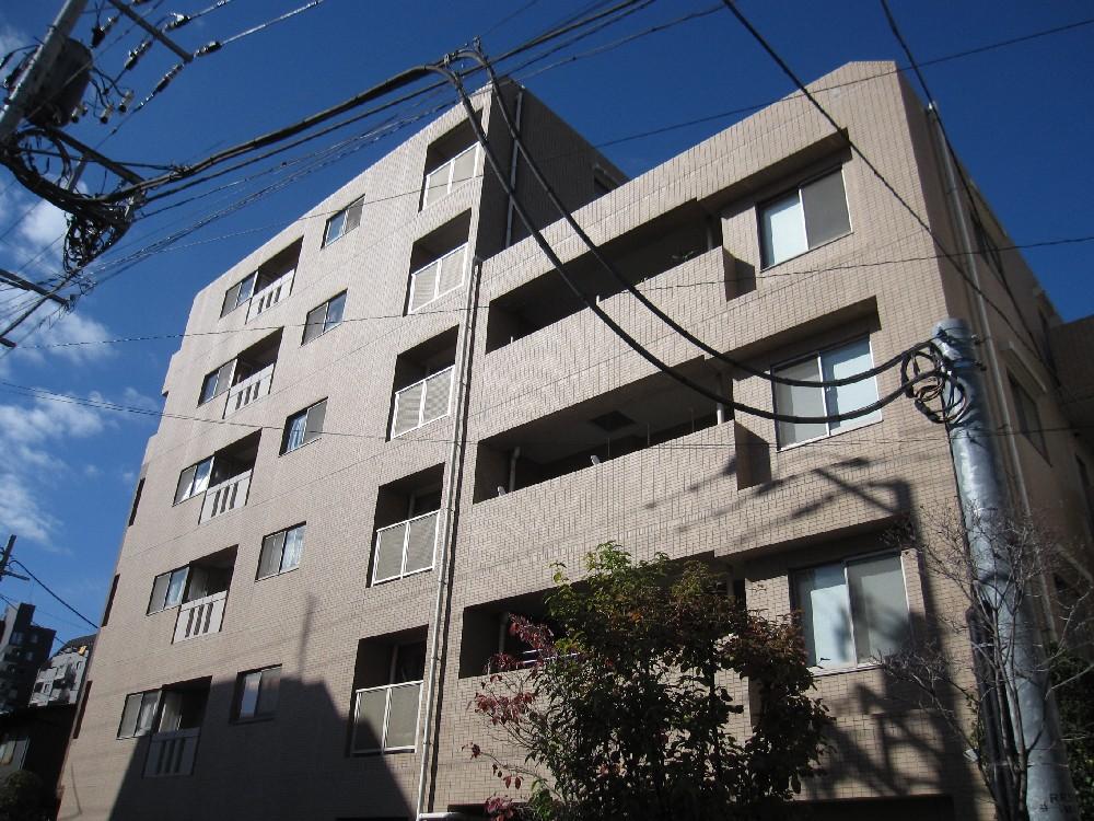 Local appearance photo. Local (11 May 2013) Shooting