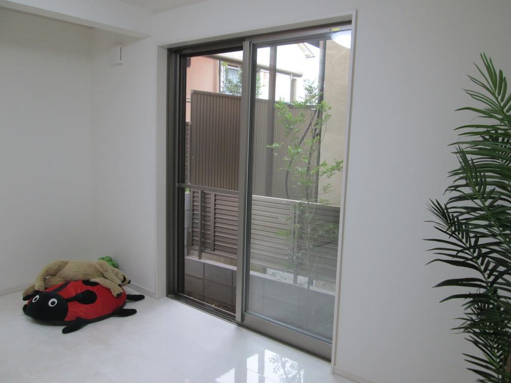 Non-living room. Indoor (July 2013) Shooting