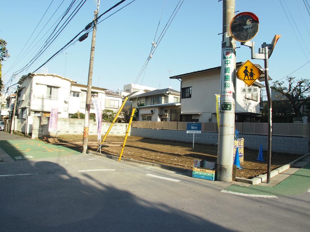 Local land photo. Local (11 May 2013) Shooting