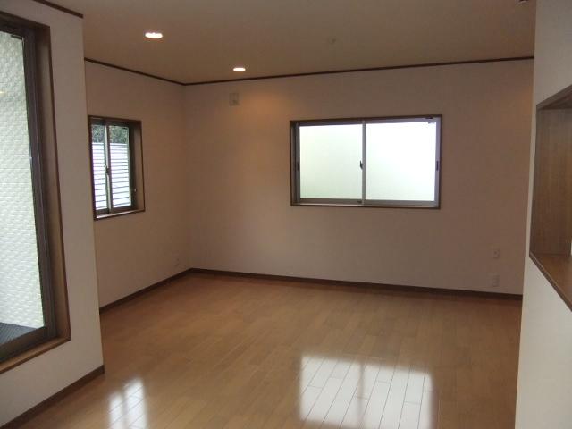 Living. Indoor (January 2014) Shooting