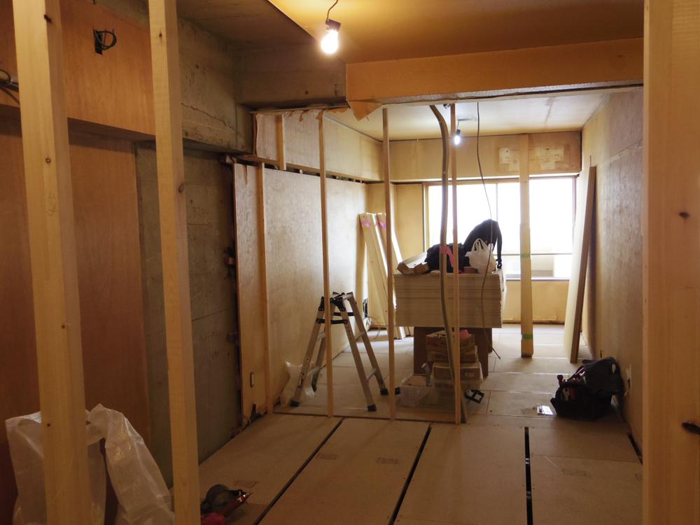 Non-living room. Indoor (11 May 2013) Shooting