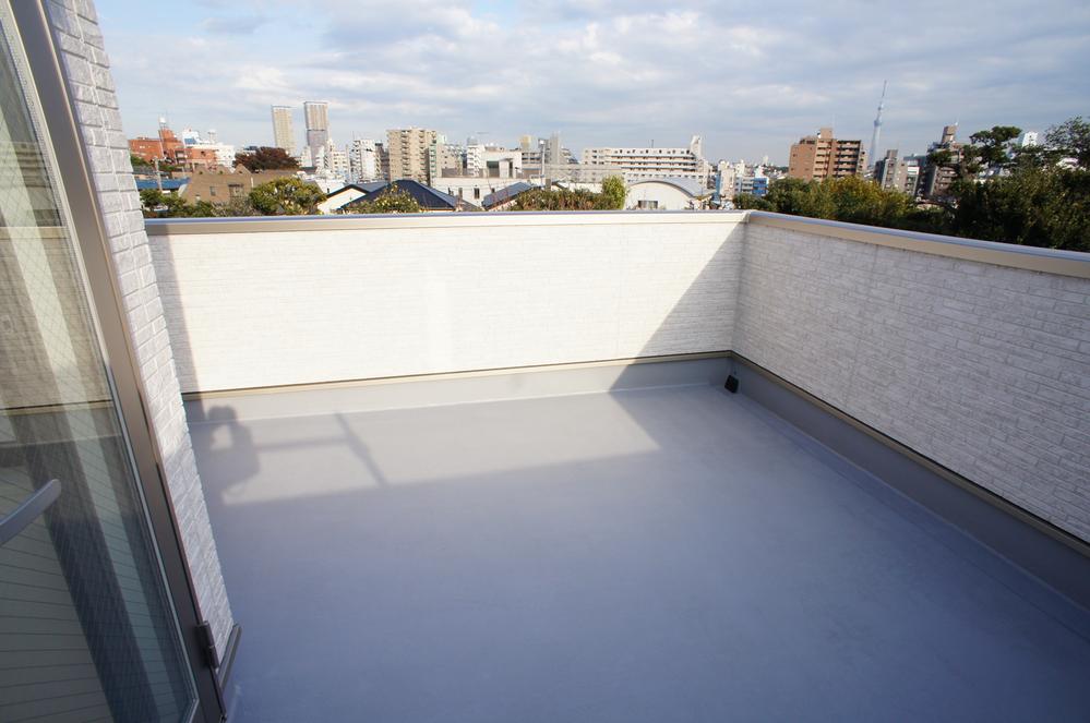 Balcony. Local (11 May 2013) Shooting