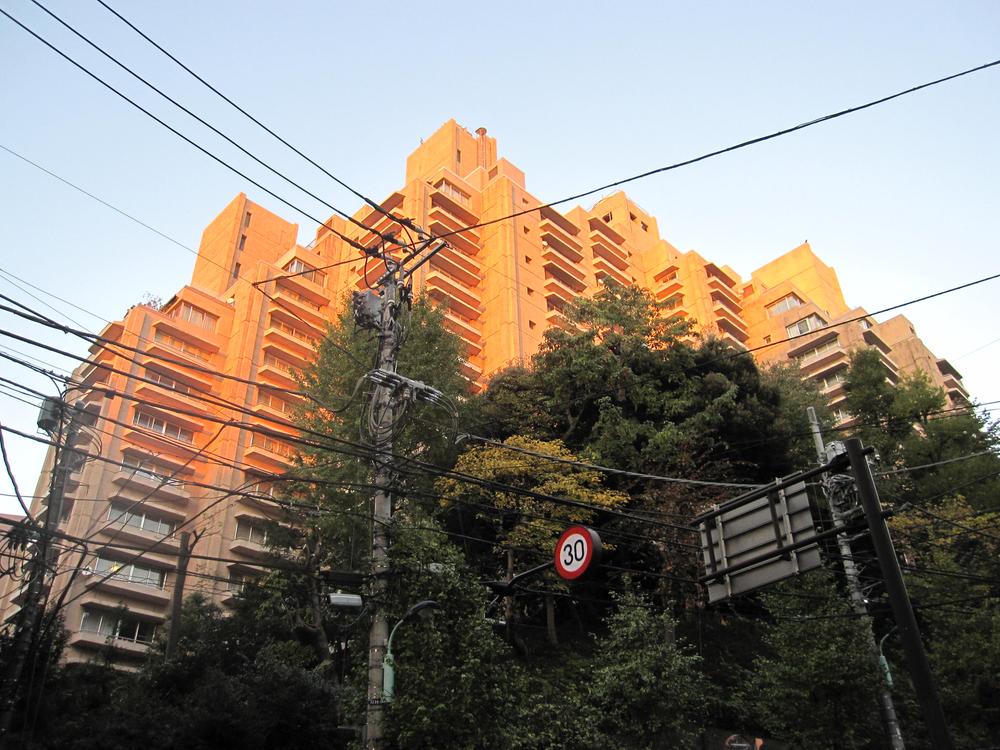 Local appearance photo. Local (11 May 2013) Shooting