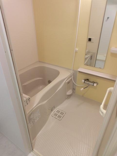 Bathroom. Indoor (July 2013) Shooting