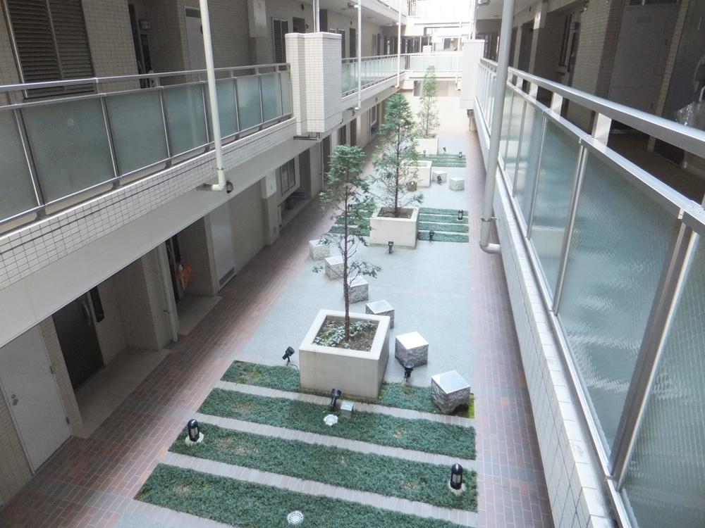 Other common areas. Local (12 May 2013) Shooting