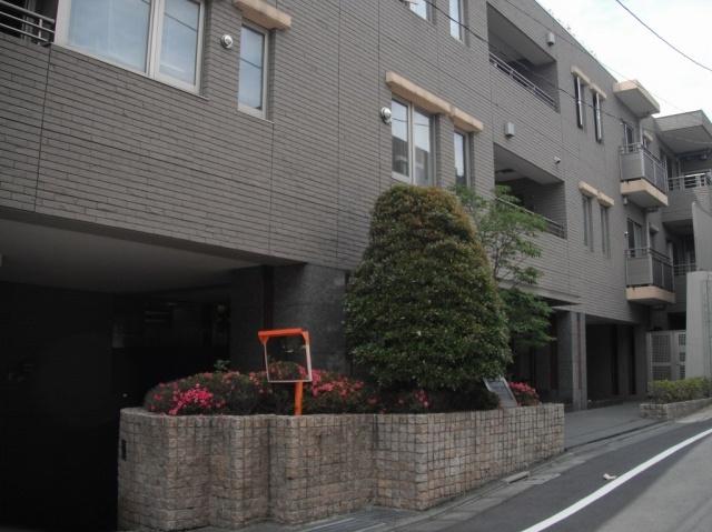 Local appearance photo