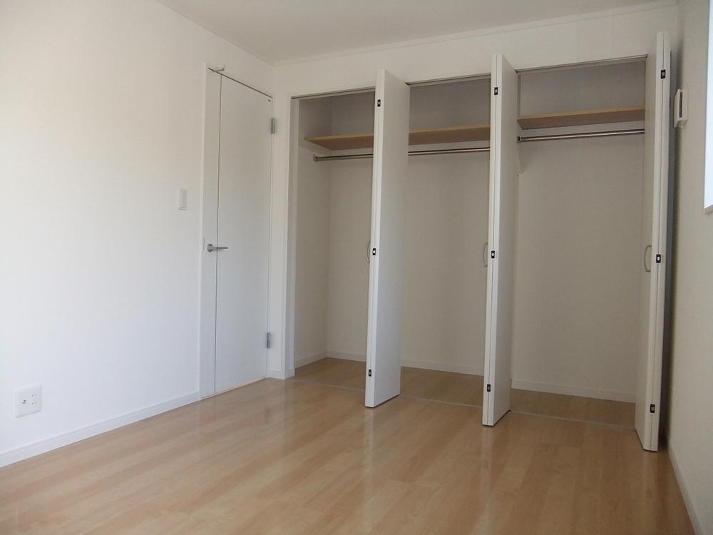 Same specifications photos (Other introspection). Seller construction cases _ Western-style