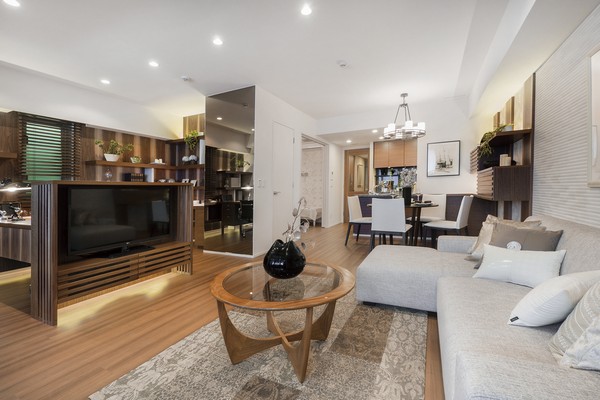 Living room, which is coordinated by the sophisticated interior ・ dining