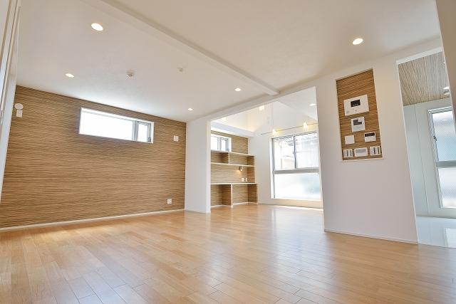 Same specifications photos (living). Living example of construction