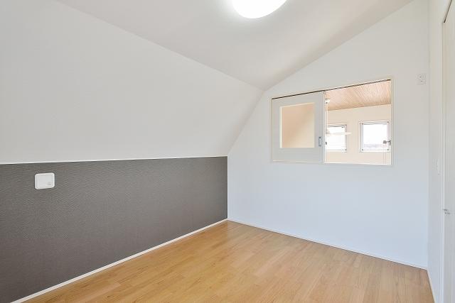 Same specifications photos (Other introspection). Western-style construction cases