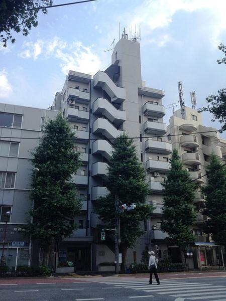 Local appearance photo