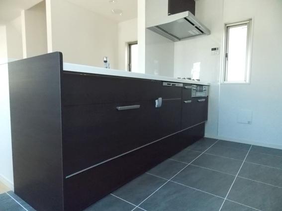 Same specifications photo (kitchen). Kitchen construction cases