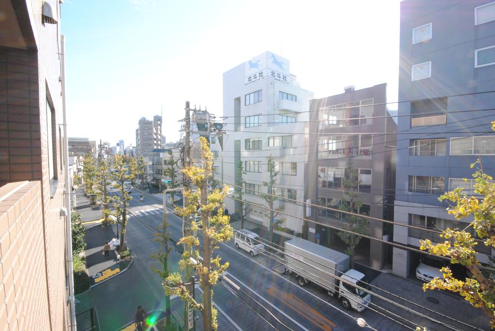 Balcony. View from the site (November 2013) Shooting
