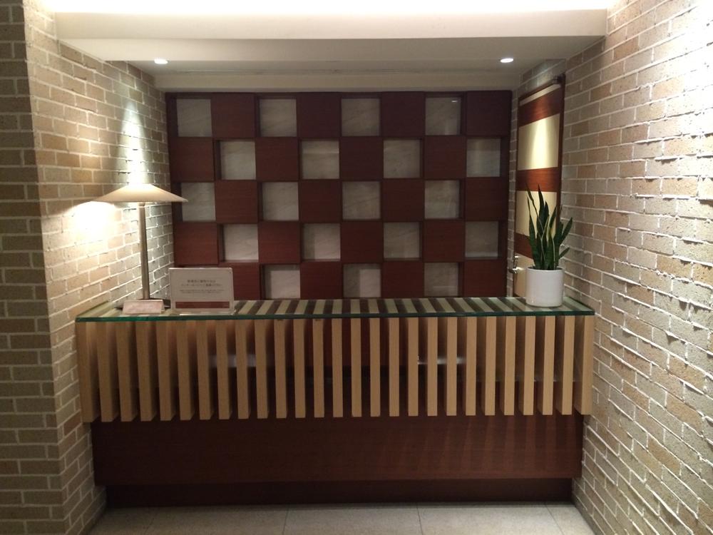 Entrance. Common areas