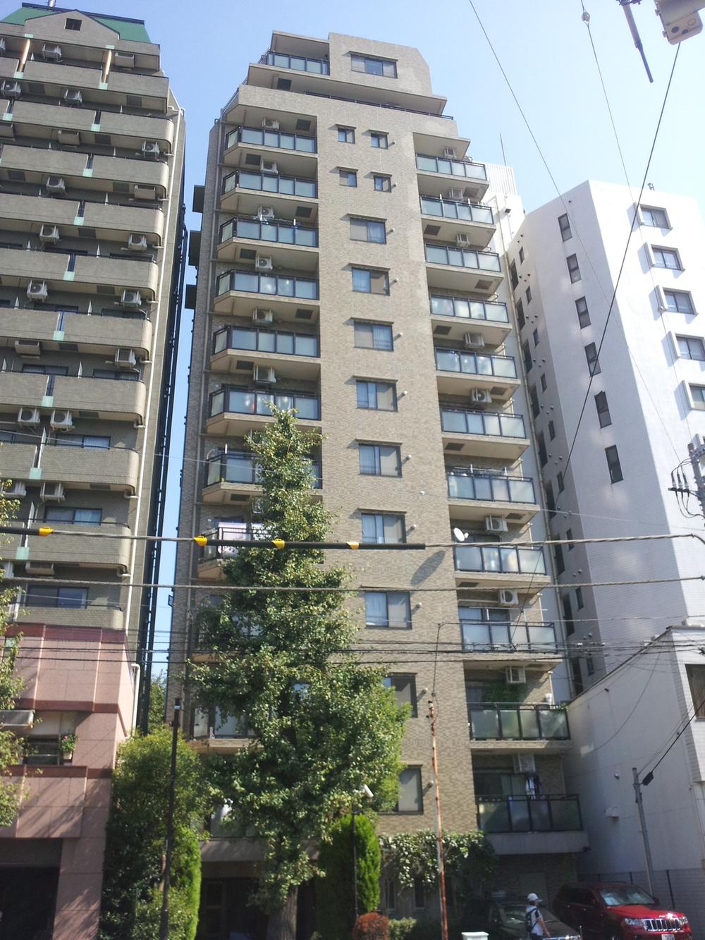 Local appearance photo. Local (10 May 2013) Shooting