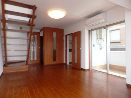 Living. Indoor (July 2013) Shooting