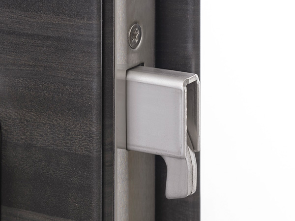 Security.  [Double lock and dead lock with sickle ・ Crime prevention thumb turn] Adopt an incorrect answer tablets difficult to "dead lock with a sickle" and "crime prevention thumb-turn" in the entrance door. Further double lock will improve safety. (Same specifications)