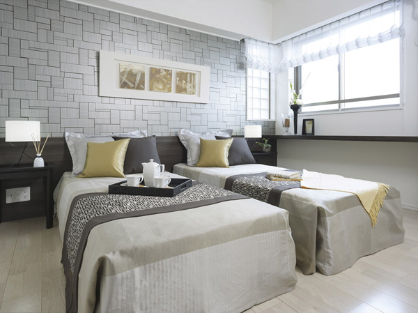 Room and equipment. About 6.6 tatami Western-style is, With a walk-in closet. There are also clear place two beds. Brightness in daylight from the two sides also is when people (2LDK type / bedroom ※ Model Room C type)
