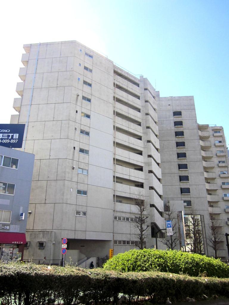 Local appearance photo. Local (May 2013) Shooting