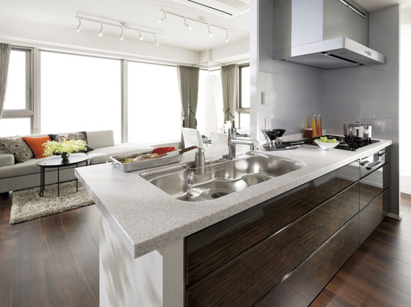 Kitchen.  [kitchen] Corresponding only flat face-to-face counter (custom order plan, Yes application deadline ※ Application termination) of the concept room (sample room), the same property and the same grade equipment ・ You can check the specifications.  ※ The actual room of different shapes.