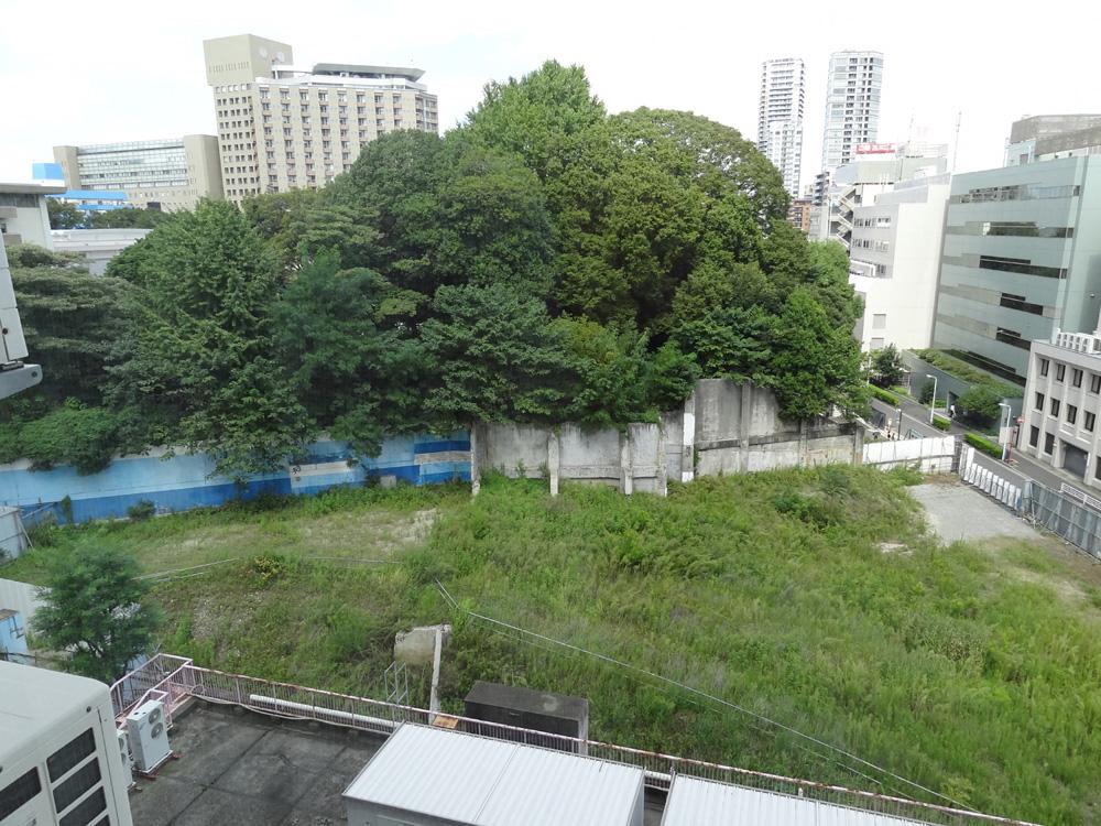 View photos from the dwelling unit. Local (September 2013) Shooting