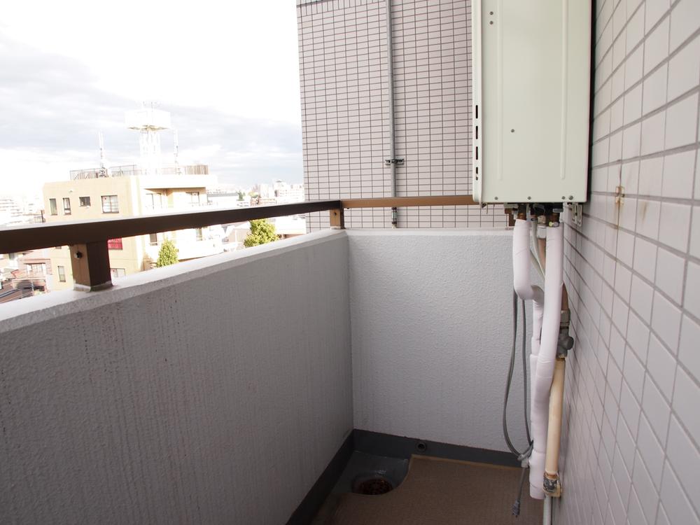 Balcony. Local (11 May 2013) Shooting