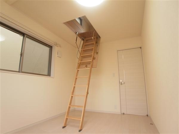 Other introspection. Interior 2013 / 09 shooting