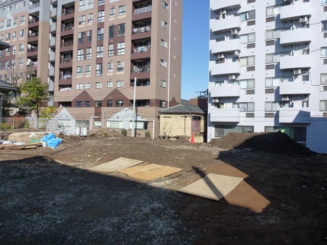 Local land photo. From local (November 26, 2013) shooting front