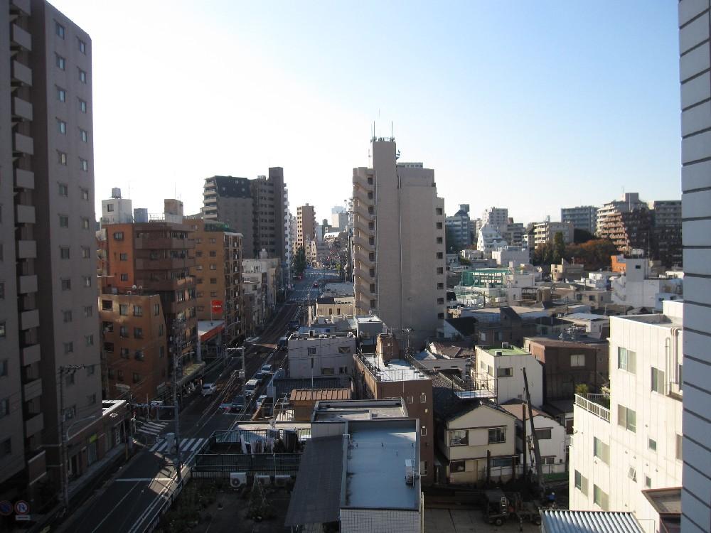 View photos from the dwelling unit. View from the site (November 2013) Shooting