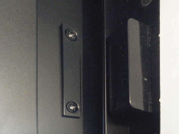 Security.  [Security sensors] Window facing the front door and balcony, Set up a crime prevention sensor in conjunction with electronic security system. If there is an external intrusion, Problem to security company.  ※ The second floor has been installed in all of the window. (Same specifications)