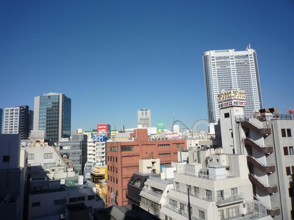 View photos from the dwelling unit. View from the site (December 2013) Shooting