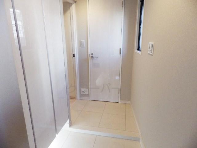 Entrance. The room from the front door