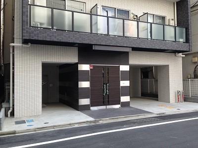 Entrance. Common areas