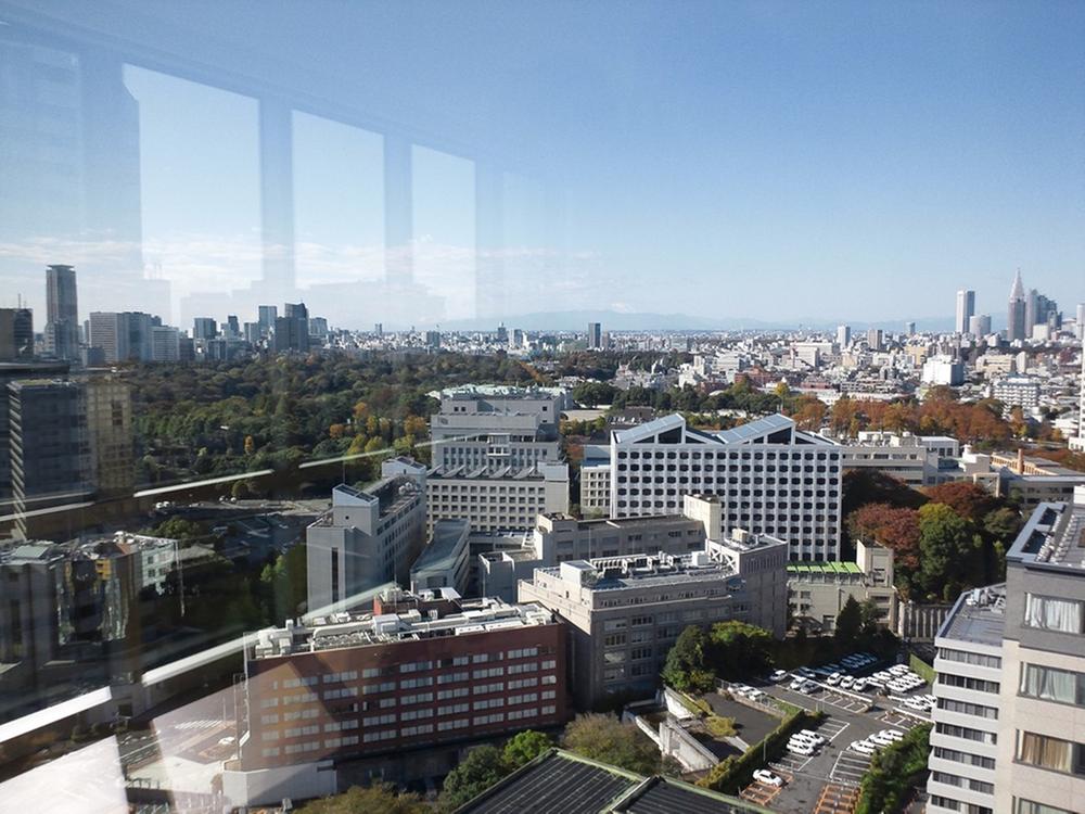 View photos from the dwelling unit. Immediate Available 						 / 							2 along the line more accessible 						 / 							It is close to the city 						 / 							System kitchen 						 / 							Bathroom Dryer 						 / 							Corner dwelling unit 						 / 							Yang per good 						 / 							All room storage 						 / 							top floor ・ No upper floor 						 / 							High floor 						 / 							Security enhancement 						 / 							Elevator 						 / 							Warm water washing toilet seat 						 / 							The window in the bathroom 						 / 							All living room flooring 						 / 							Dish washing dryer 						 / 							water filter 						 / 							24-hour manned management 						 / 							Floor heating