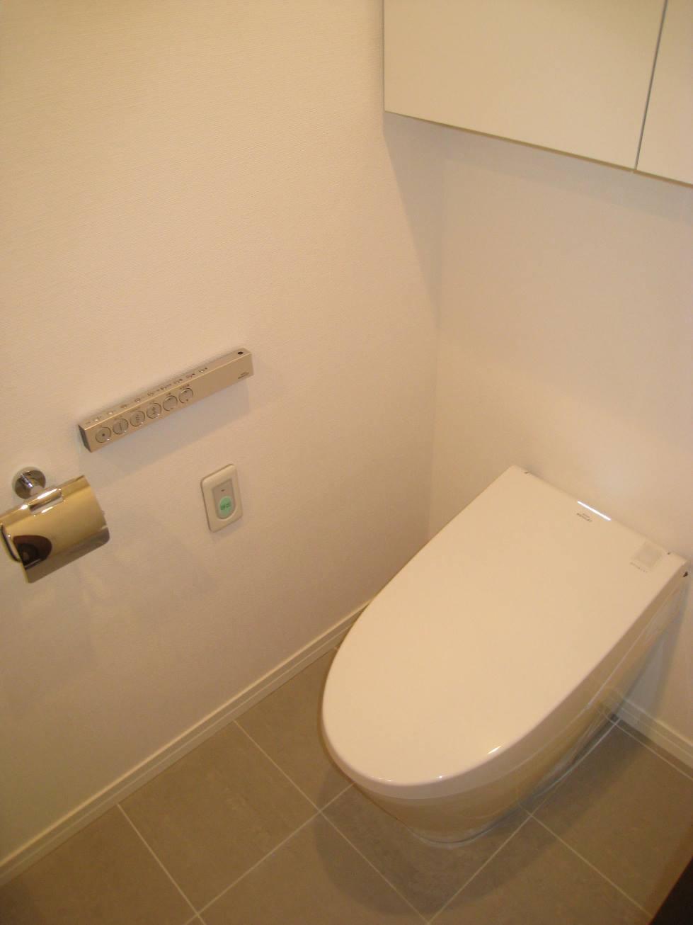 Toilet