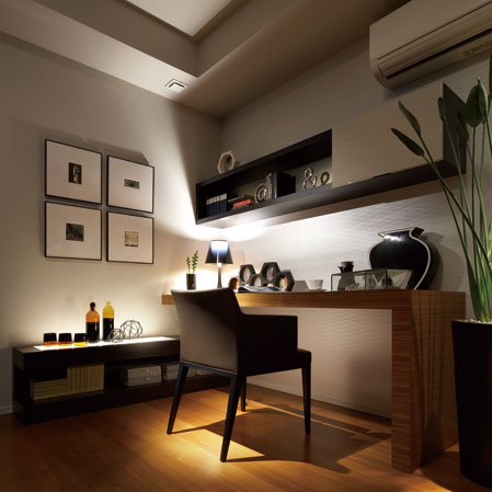 Interior.  [Western-style 3] Texture Ya on that is not influenced by fashion, We are looking for texture to increase the depth enough to wear.