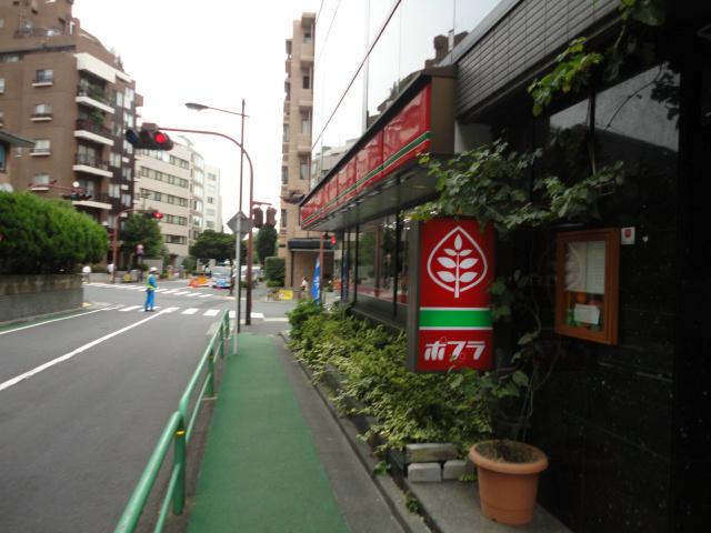 Other. There is convenience store near, Convenient.