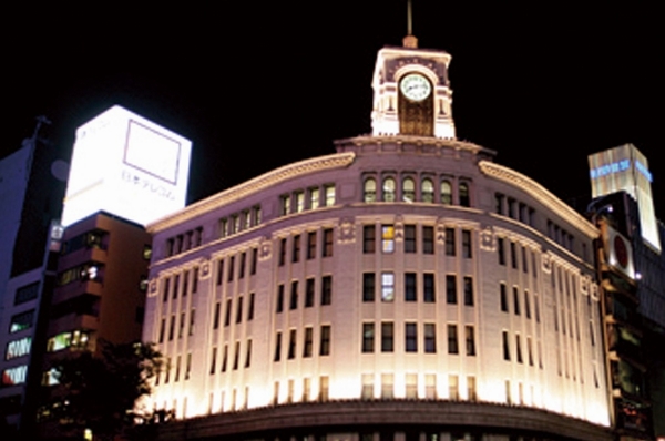 Marunouchi Line use than "Awajicho" station of direct five minutes (a 4-minute walk to the "Ginza", Photo Station)