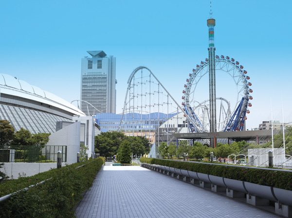 Surrounding environment. Tokyo Dome City ・ LaQua About 1310m / Bike about 6 minutes