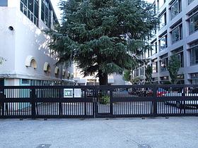 Junior high school. 809m to Chiyoda woman Gakuen junior high school (junior high school)