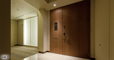 Other common areas. Inner hallway