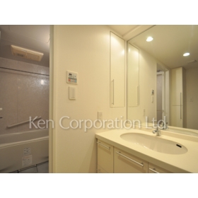 Washroom. Shoot the same type on the 12th floor of the room. Specifications may be different. 